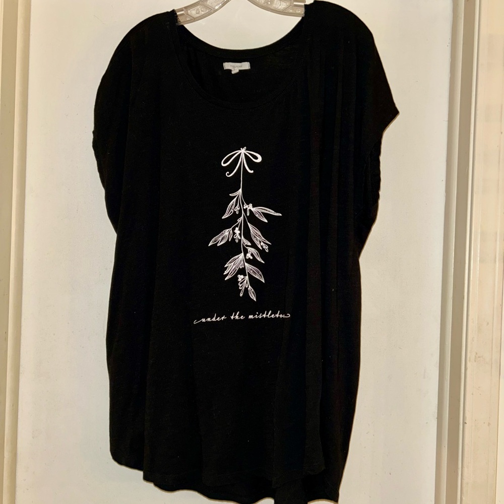 Maurices Black Graphic Tee